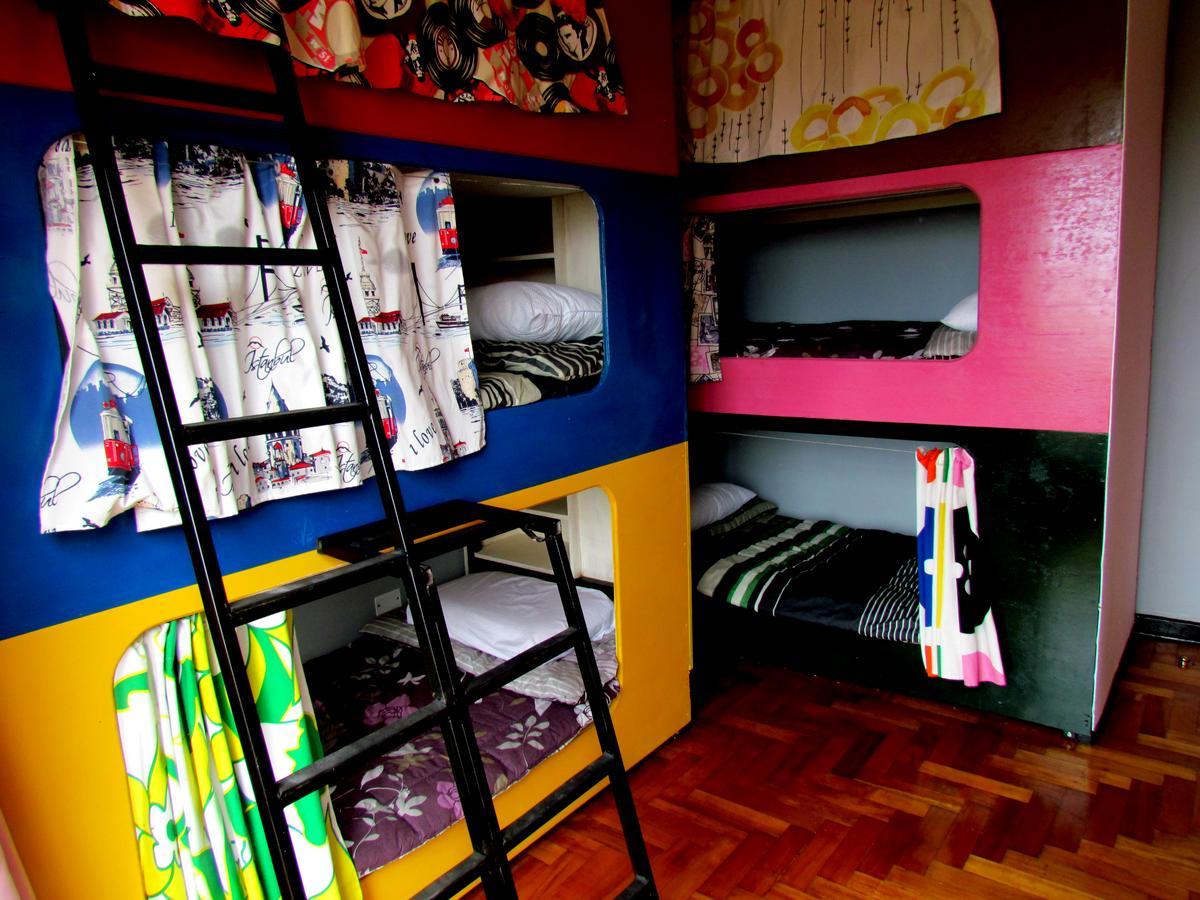 La Casa Azul Hostel Вальпараисо Экстерьер фото