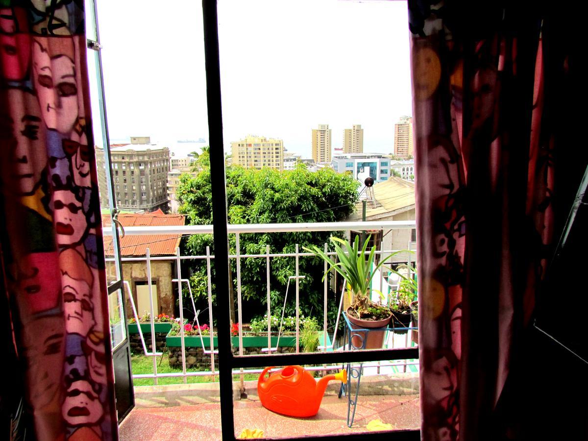 La Casa Azul Hostel Вальпараисо Экстерьер фото